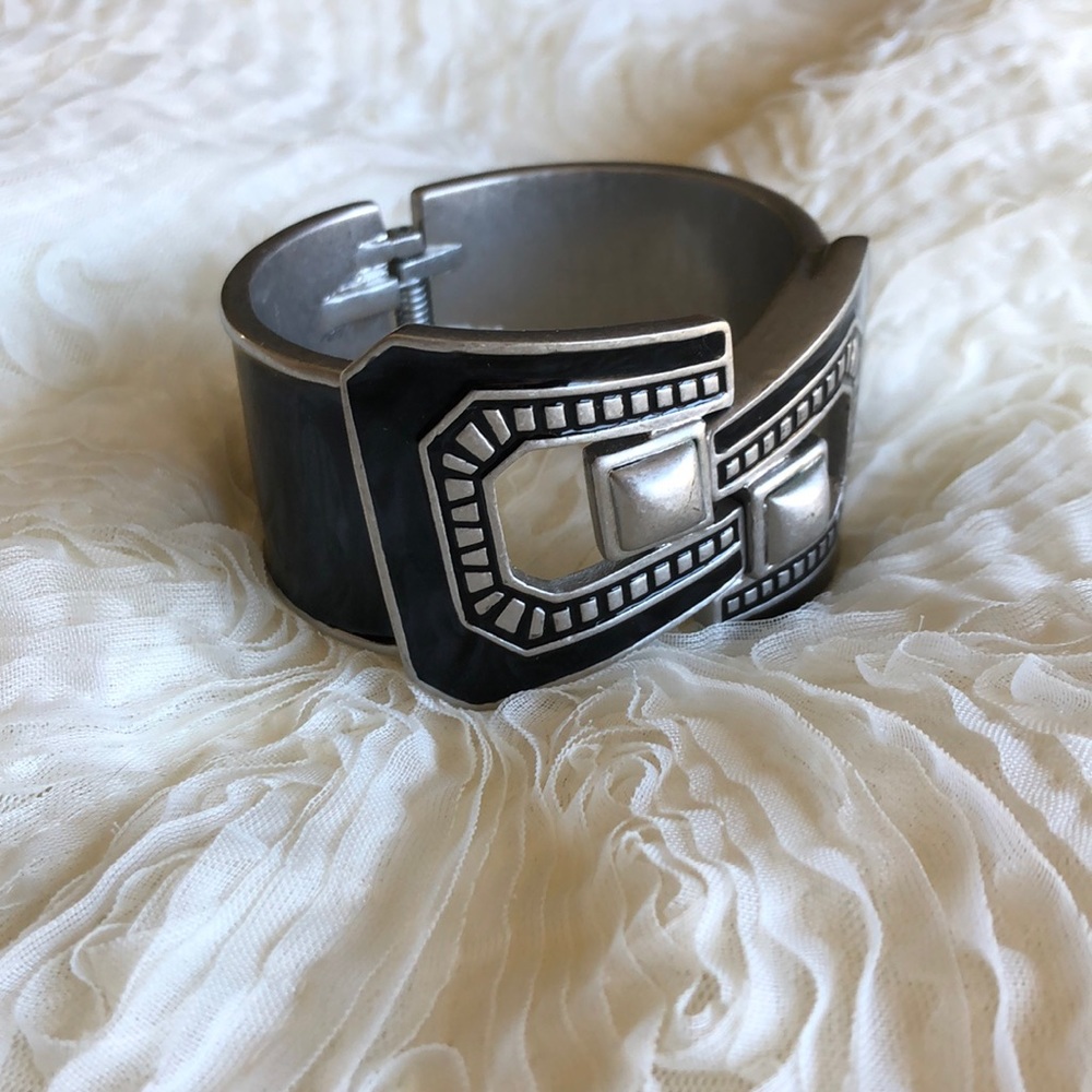 Lia sophia original red carpet bracelet